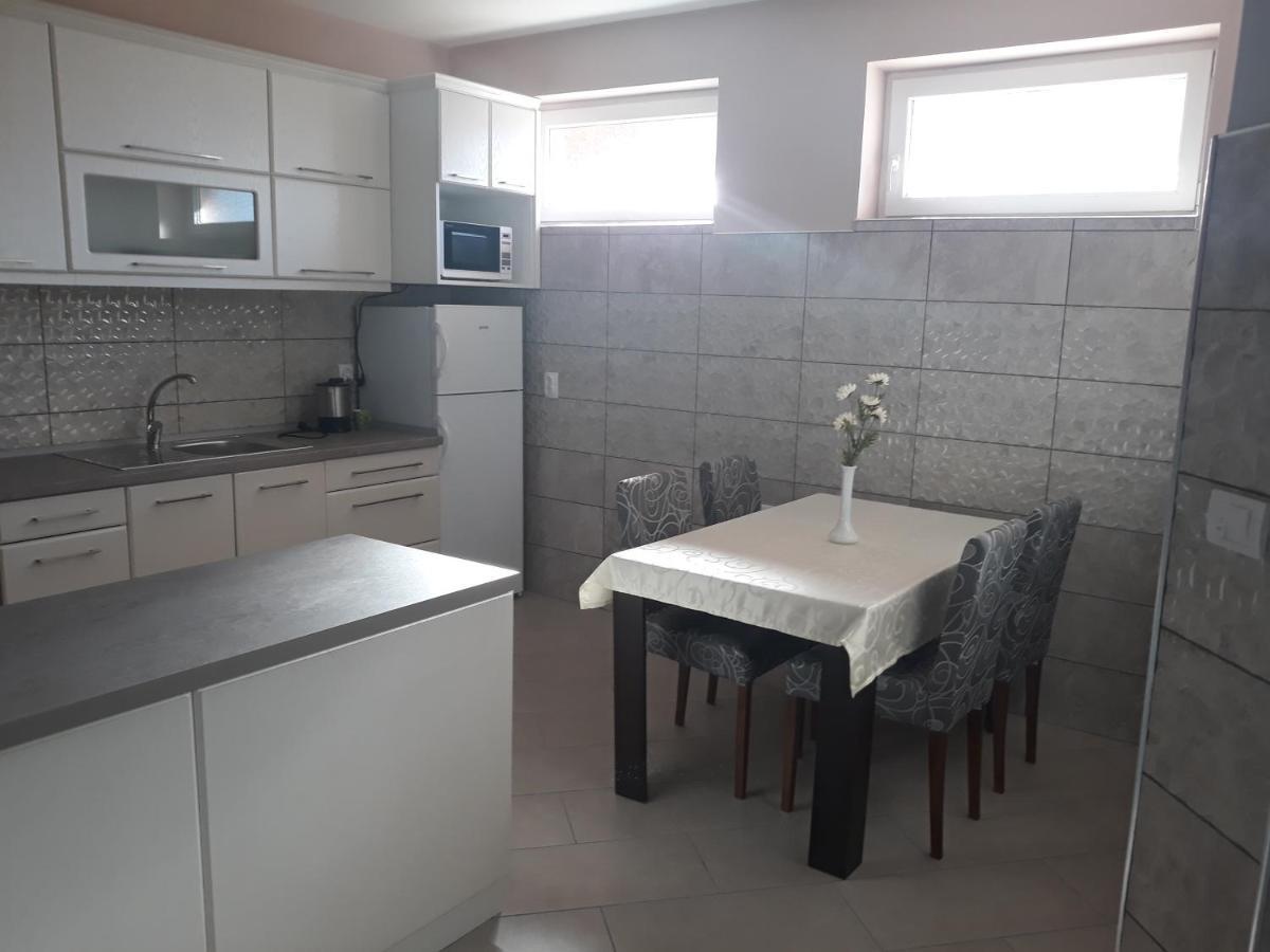 Andi Apartman Pacir エクステリア 写真